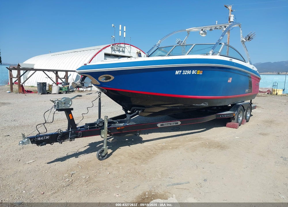 2013 COBALT 242 VIN: FGE4W031B313