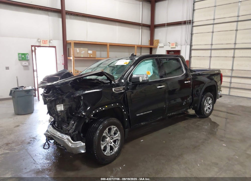 2025 GMC SIERRA 1500 4WD SHORT BOX SLT VIN: 3GTUUDED5SG201254