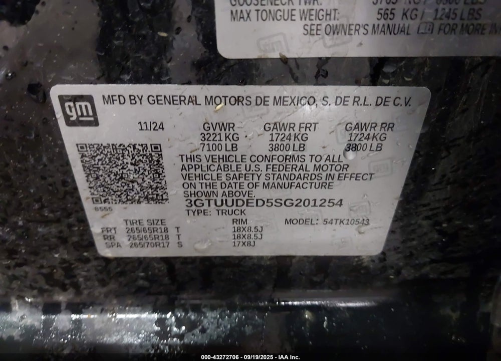 2025 GMC SIERRA 1500 4WD SHORT BOX SLT VIN: 3GTUUDED5SG201254