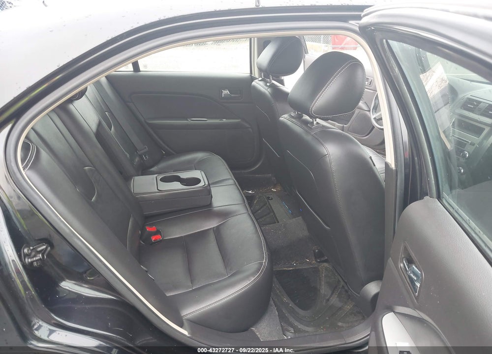 2011 FORD FUSION VIN: 3FAHP0JG4BR128115
