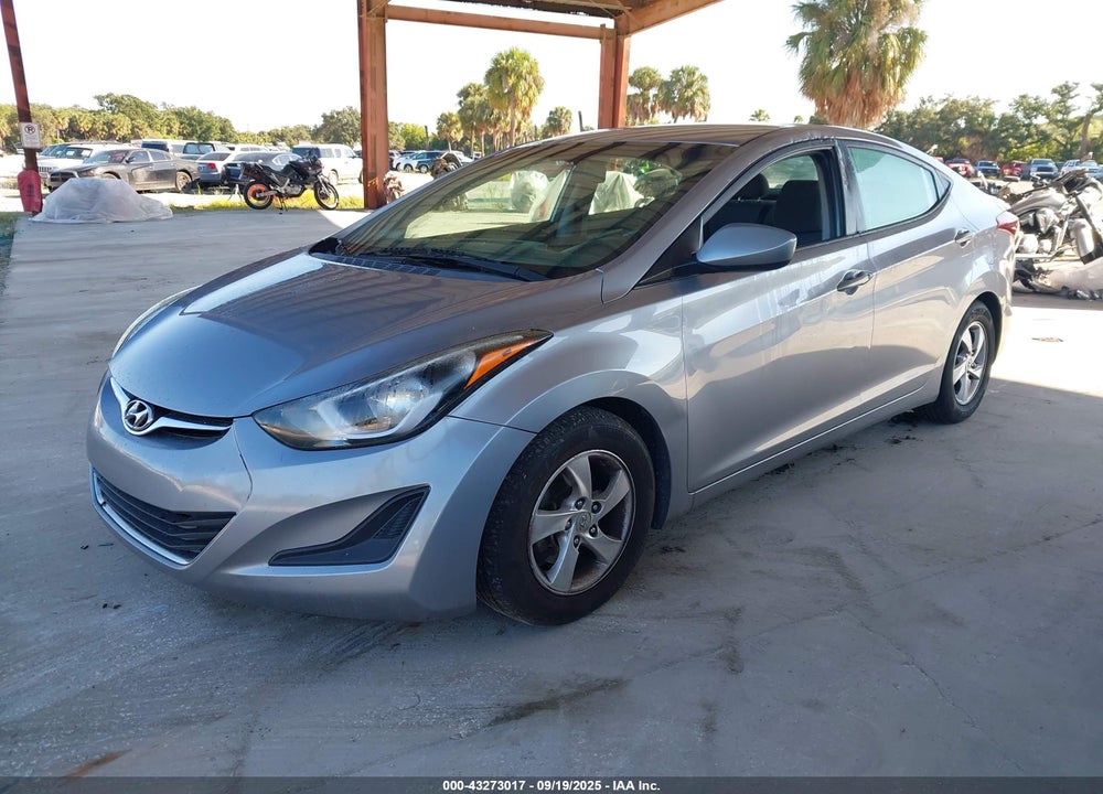 2015 HYUNDAI ELANTRA VIN: 5NPDH4AE7FH609058