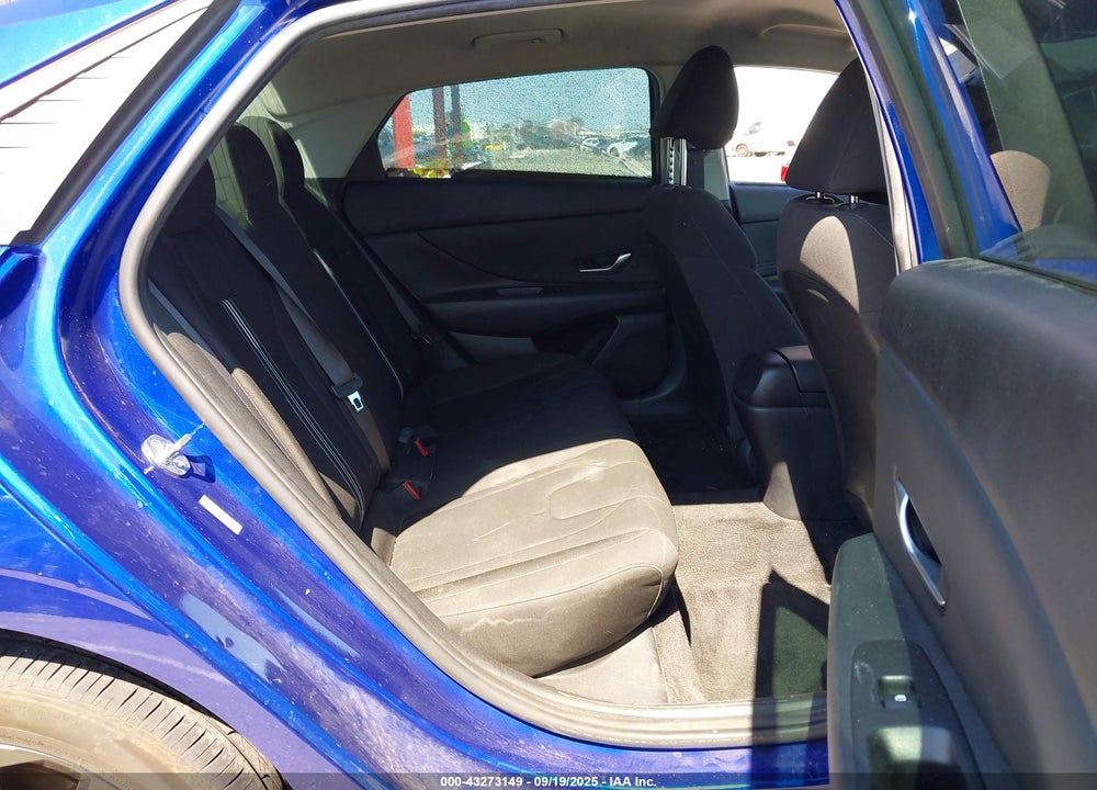 2022 HYUNDAI ELANTRA SEL VIN: KMHLS4AG1NU313418