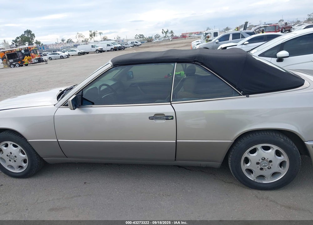1994 MERCEDES-BENZ E 320 VIN: WDBEA66E8RC026364