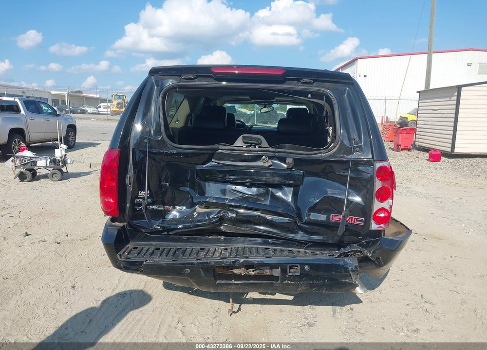 2011 GMC YUKON XL 1500 SLT VIN: 1GKS1KE07BR288516
