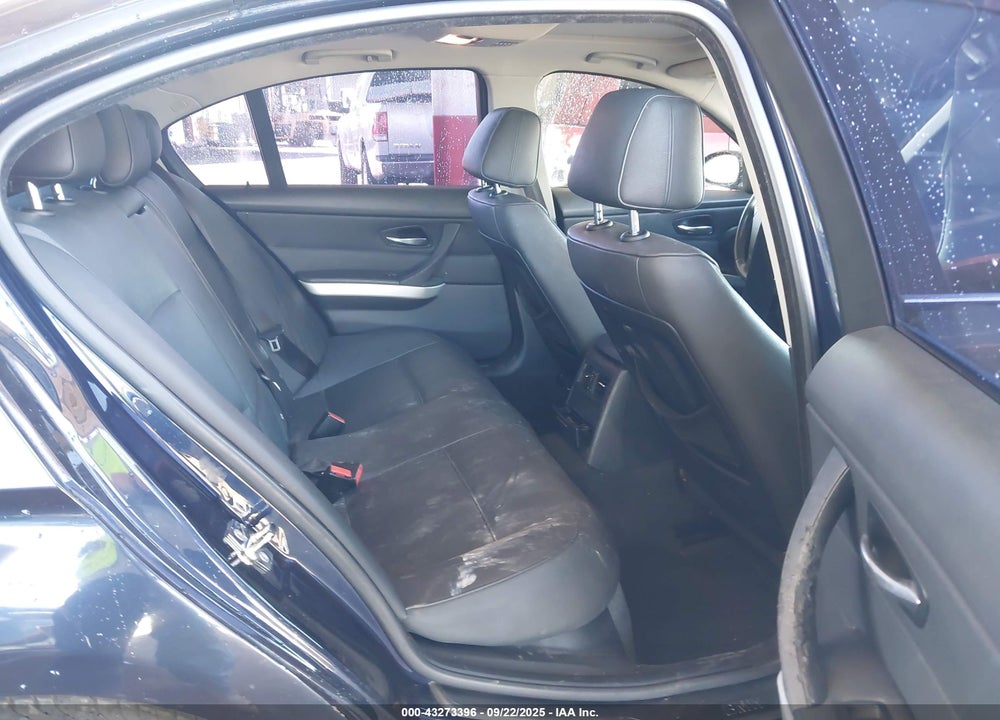 2008 BMW 328XI VIN: WBAVC93558K038703