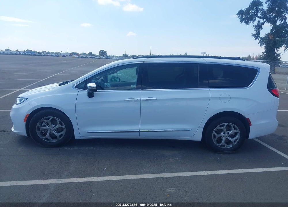 2023 CHRYSLER PACIFICA LIMITED VIN: 2C4RC1GG8PR520521