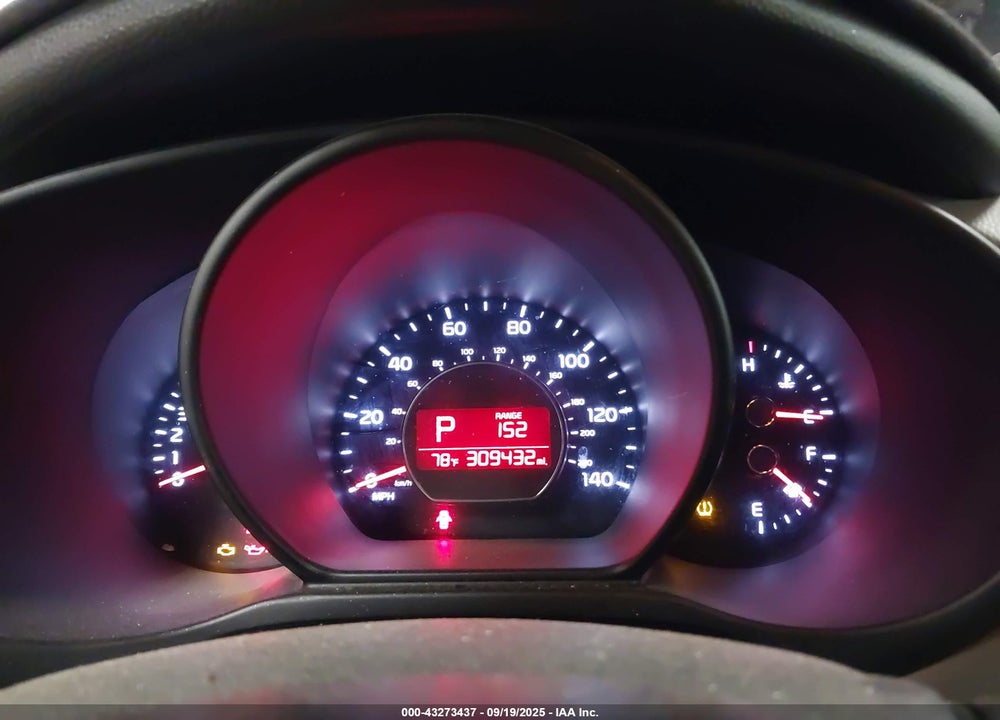 2015 KIA SOUL VIN: KNDJN2A2XF7166527