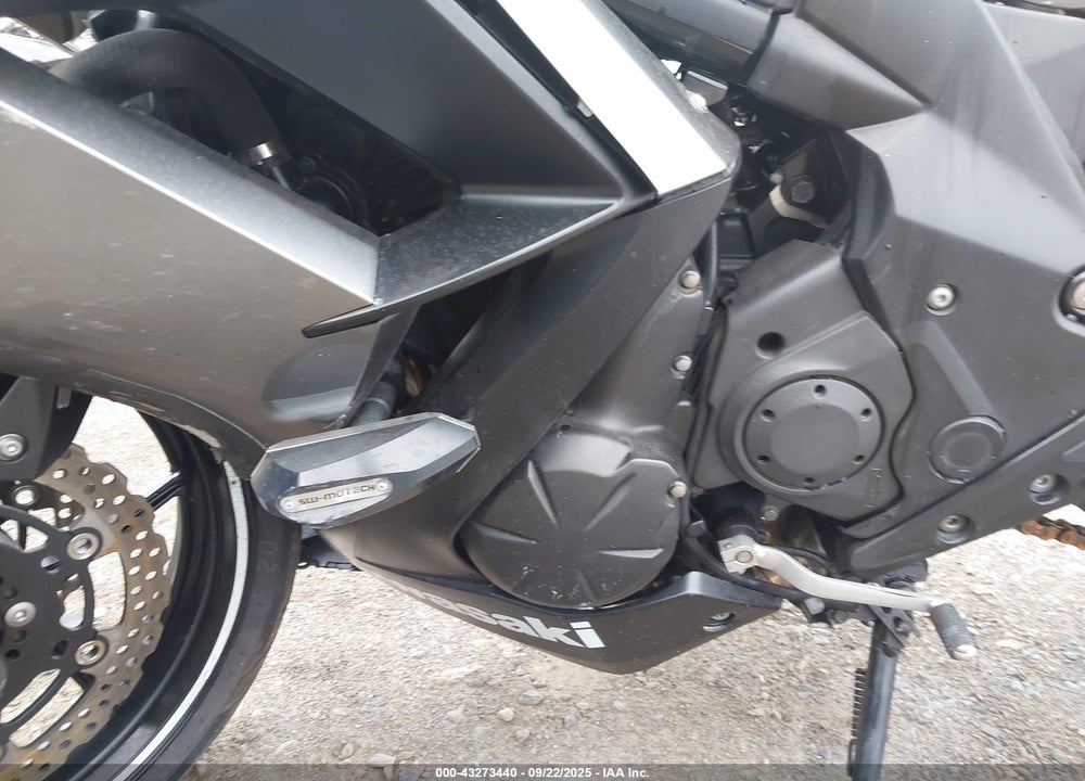 2014 KAWASAKI EX650 F VIN: JKAEXEF18EDA14384