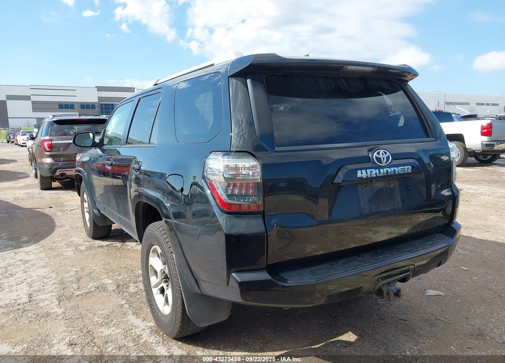 2015 TOYOTA 4RUNNER VIN: JTEZU5JR2F5085145
