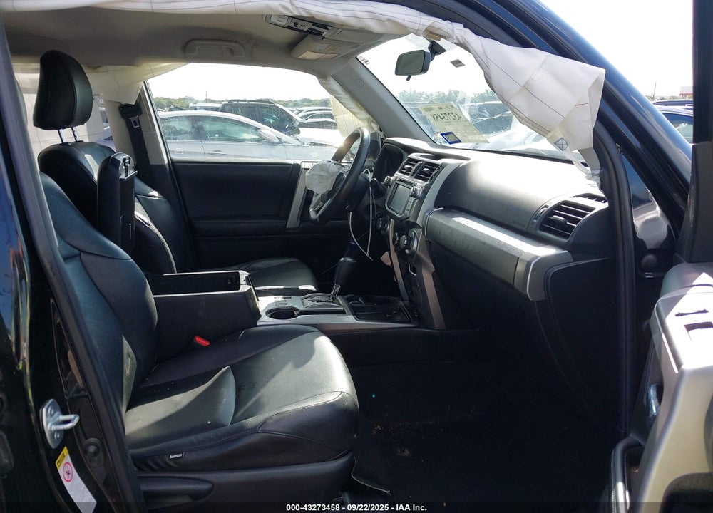2015 TOYOTA 4RUNNER VIN: JTEZU5JR2F5085145