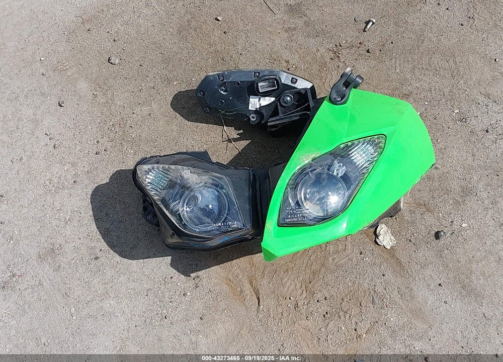 2011 KAWASAKI ZX600 VIN: JKAZX4R19BA027033