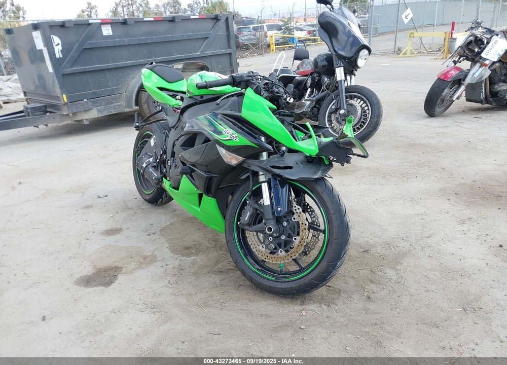 2011 KAWASAKI ZX600 VIN: JKAZX4R19BA027033