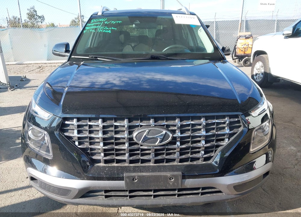 2022 HYUNDAI VENUE VIN: KMHRC8A30NU187886