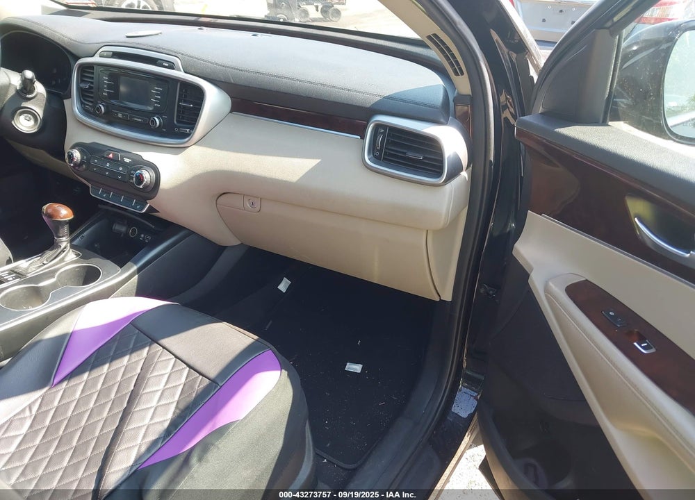 2016 KIA SORENTO 2.4L LX VIN: 5XYPGDA34GG110595