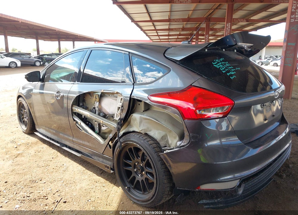2016 FORD FOCUS ST VIN: 1FADP3L97GL289398