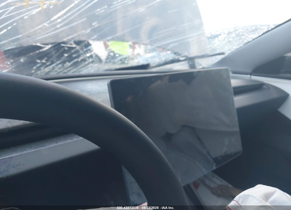 2025 TESLA MODEL 3 PERFORMANCE VIN: 5YJ3E1ET5SF966579