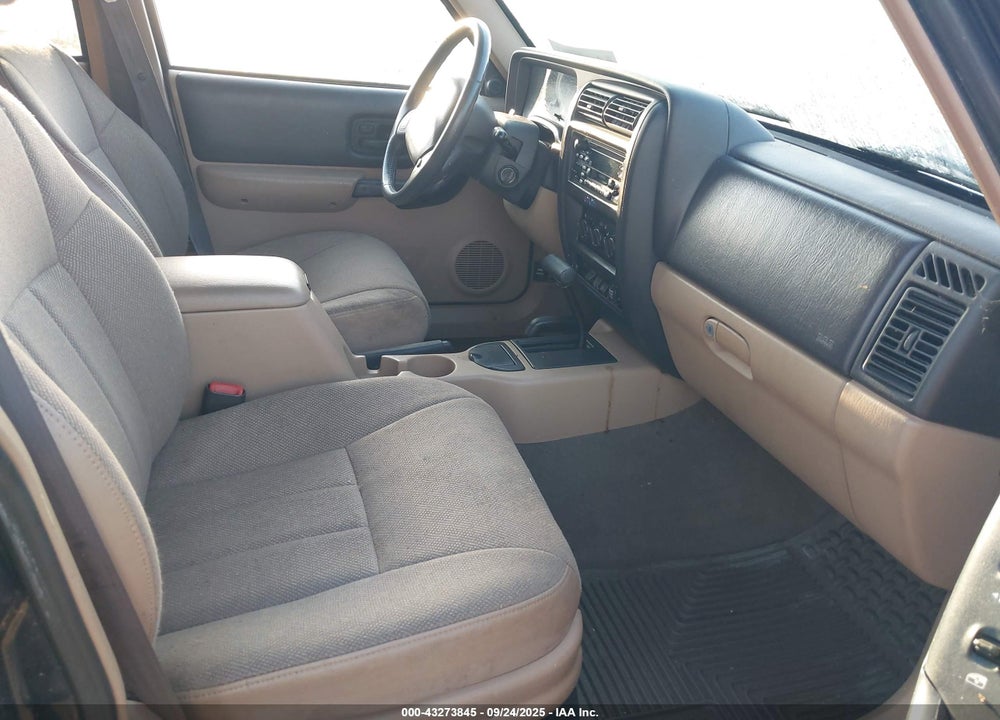 2000 JEEP CHEROKEE CLASSIC VIN: 1J4FF58S4YL173617