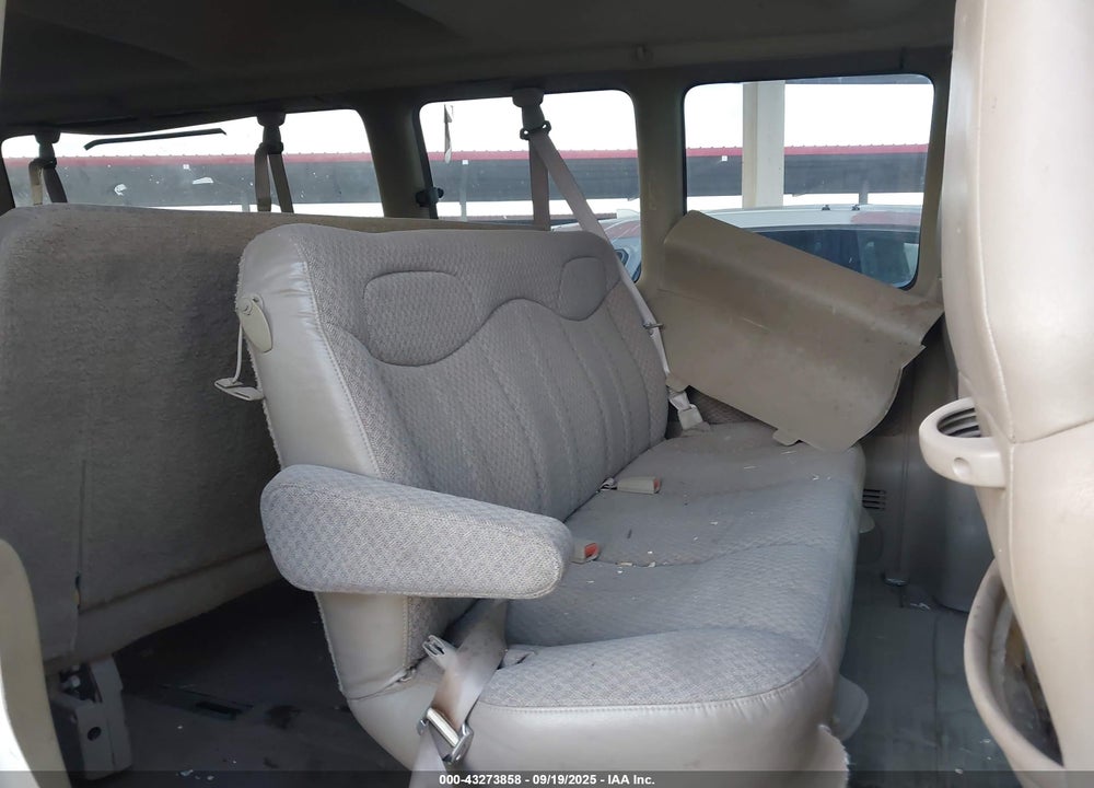 1998 GMC SAVANA STANDARD VIN: 1GJHG39RXW1037117
