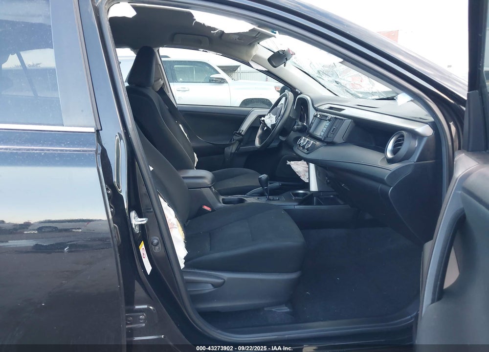 2018 TOYOTA RAV4 LE VIN: 2T3BFREV9JW732799