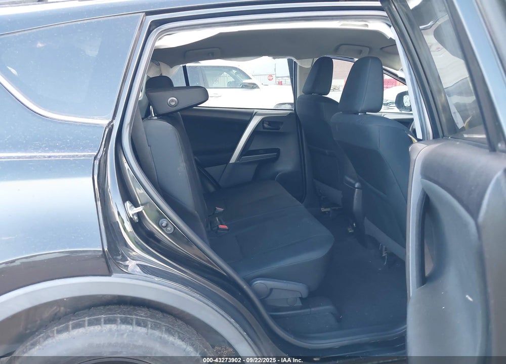 2018 TOYOTA RAV4 LE VIN: 2T3BFREV9JW732799