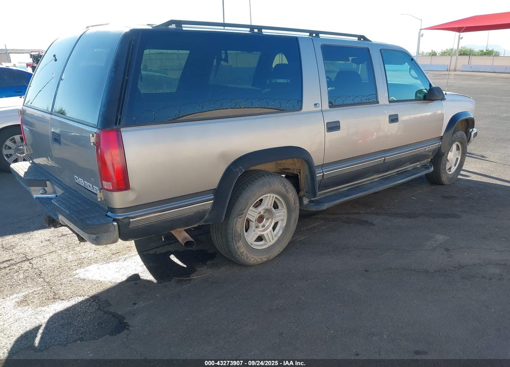 1999 CHEVROLET SUBURBAN 1500 LT VIN: 1GNFK16R0XJ387063