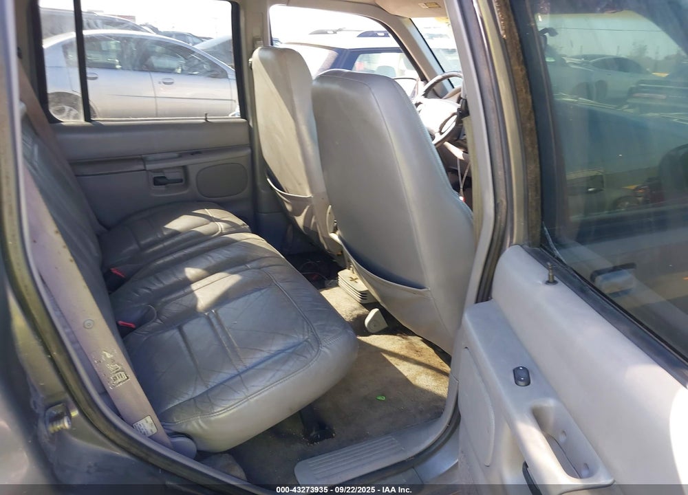 1999 FORD EXPLORER EDDIE BAUER/LIMITED EDITION/XLT VIN: 1FMZU32P2XZB44285