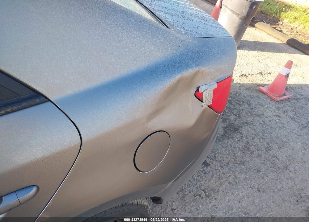 2011 KIA FORTE VIN: KNAFU4A26B5453287