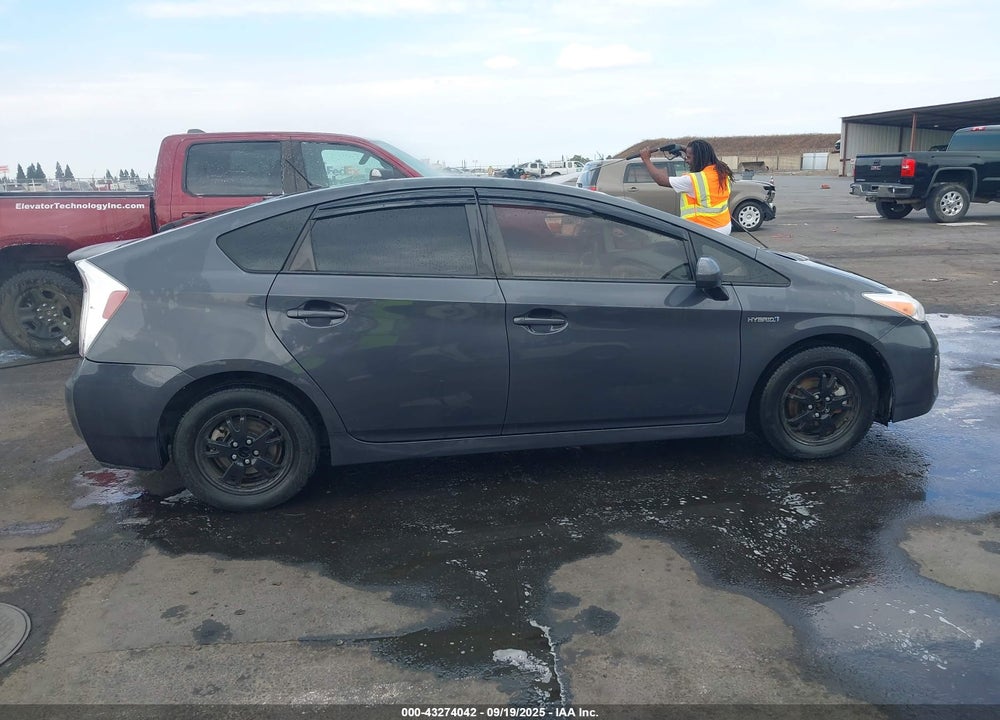 2012 TOYOTA PRIUS VIN: JTDKN3DU3C1526257