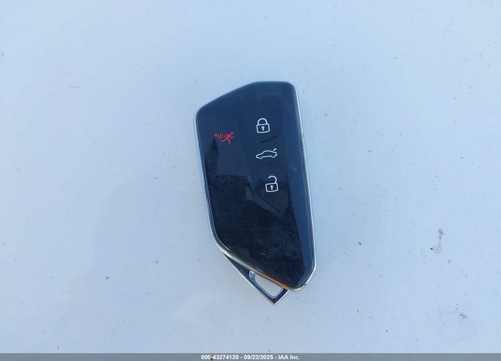 2022 VOLKSWAGEN GOLF R VIN: WVWEB7CD4NW120797