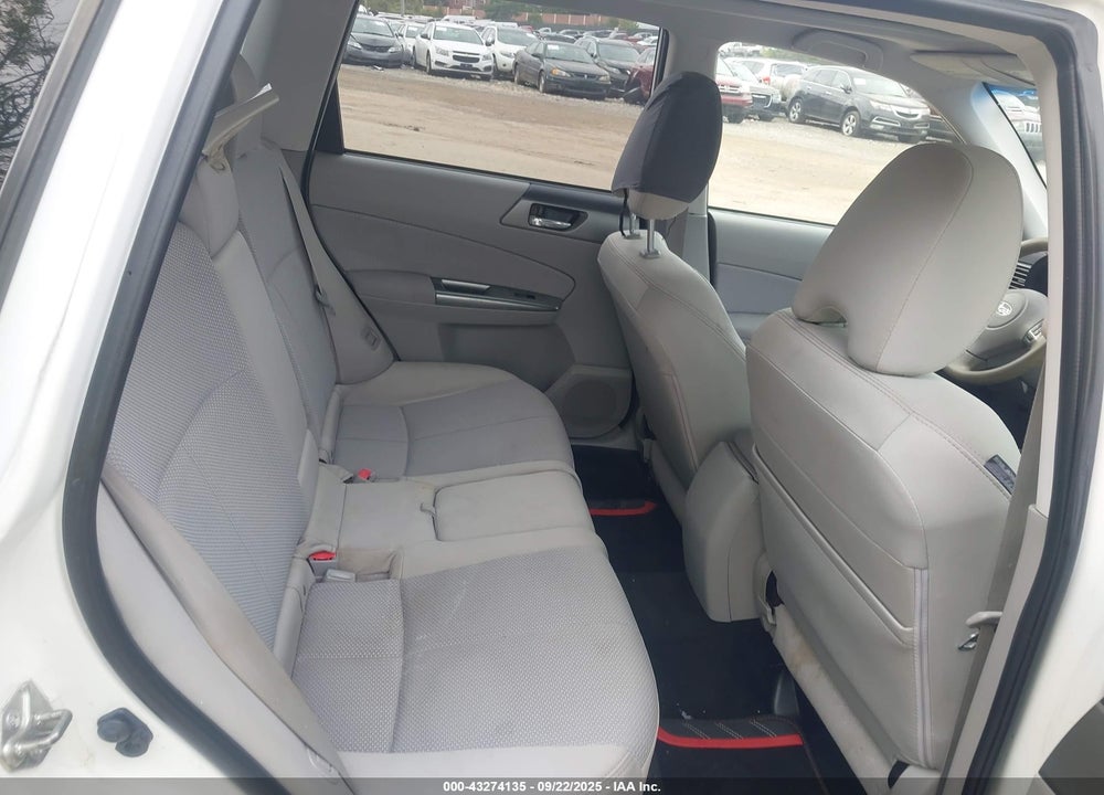 2013 SUBARU FORESTER 2.5X PREMIUM VIN: JF2SHADC7DH442178
