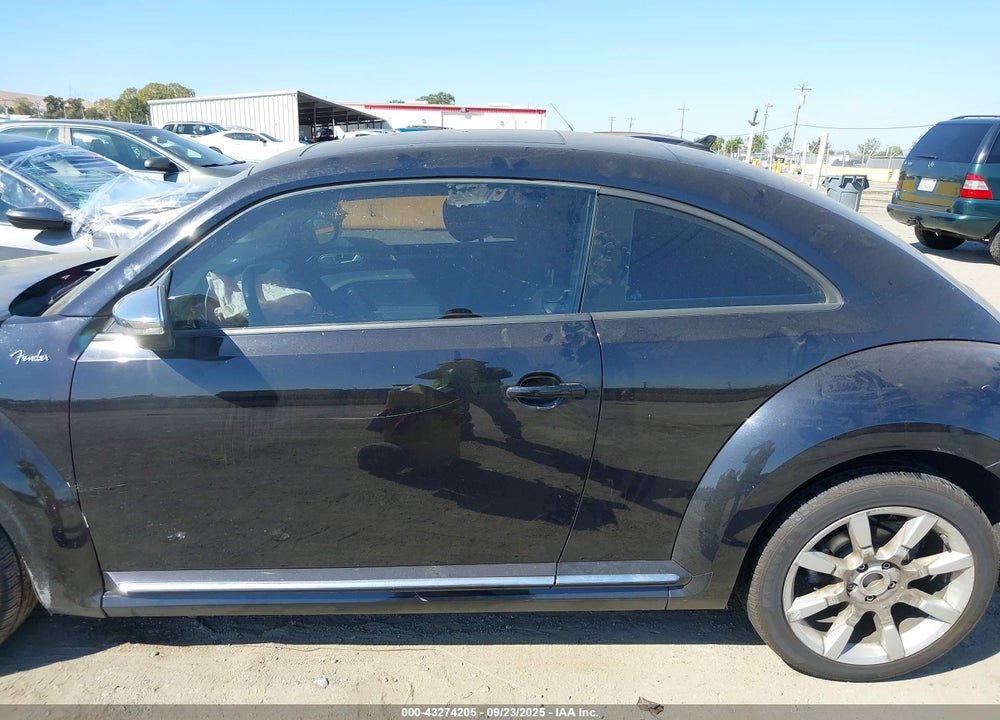 2013 VOLKSWAGEN BEETLE COUPE 2.5L FENDER EDITION VIN: 3VWJP7AT5DM694279