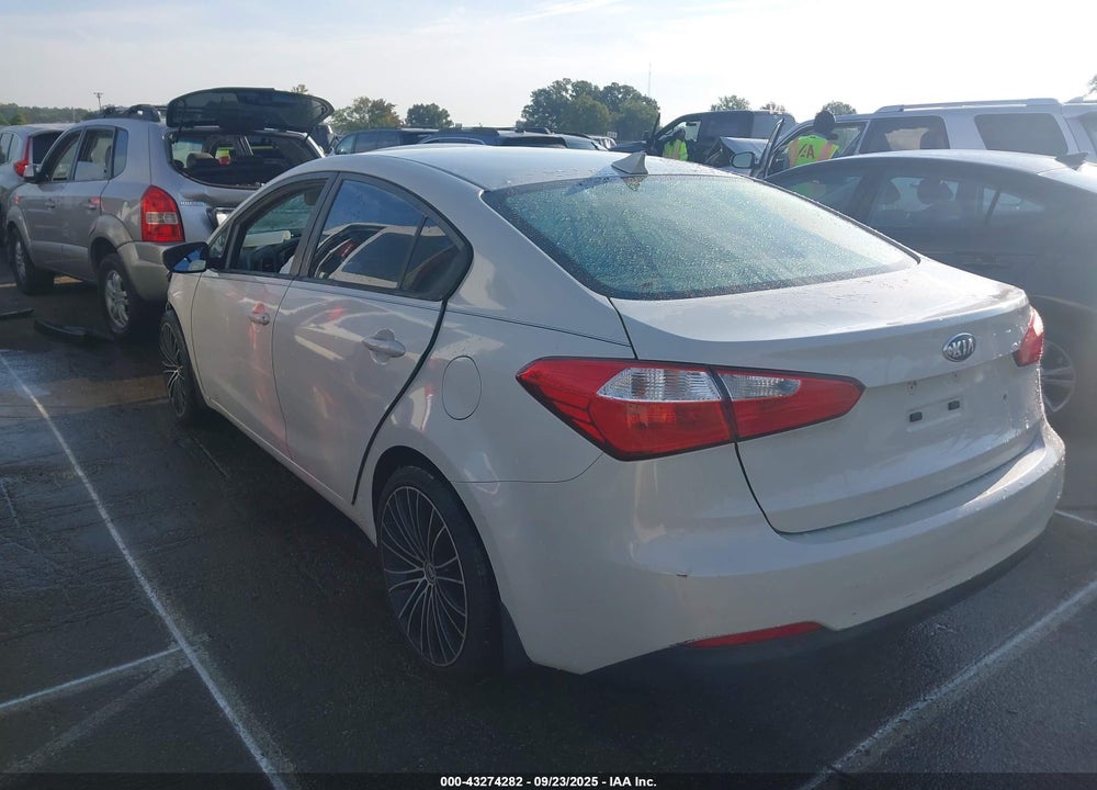 2015 KIA FORTE LX VIN: KNAFK4A67F5325123