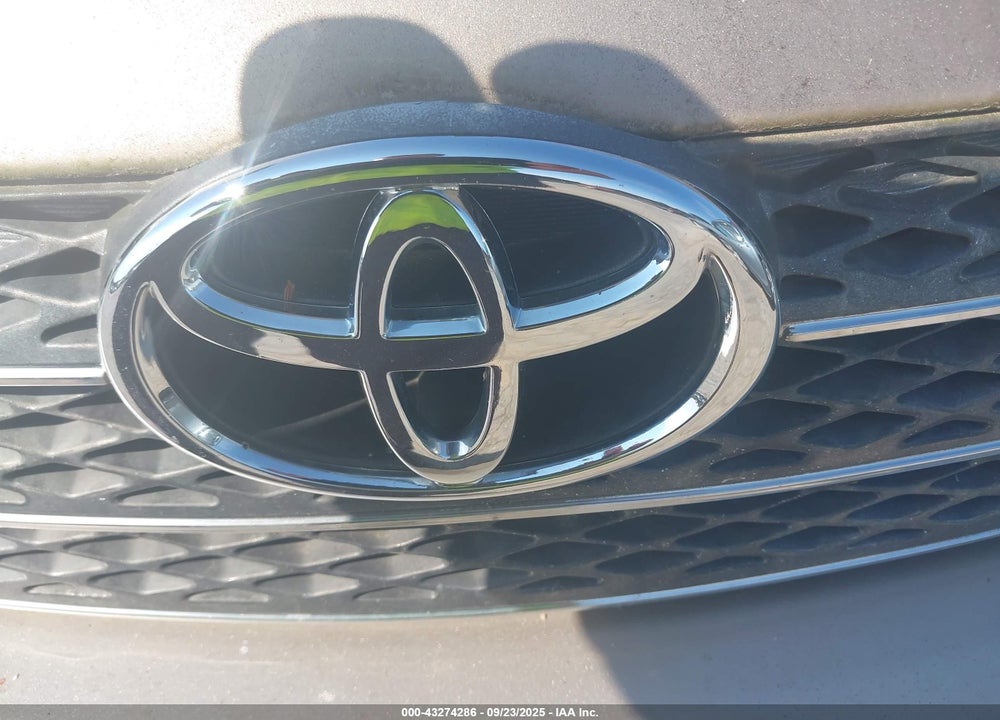 2004 TOYOTA CAMRY LE VIN: 4T1BE32K64U789226
