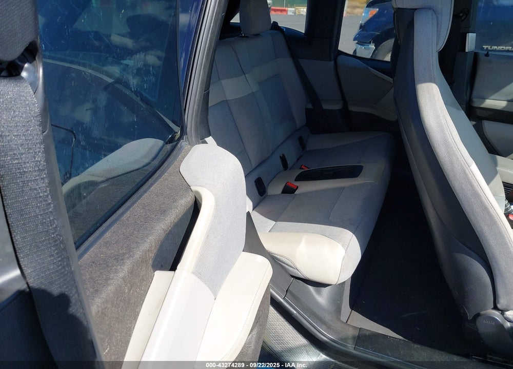 2014 BMW I3 BASE W/RANGE EXTENDER VIN: WBY1Z4C53EVX62806