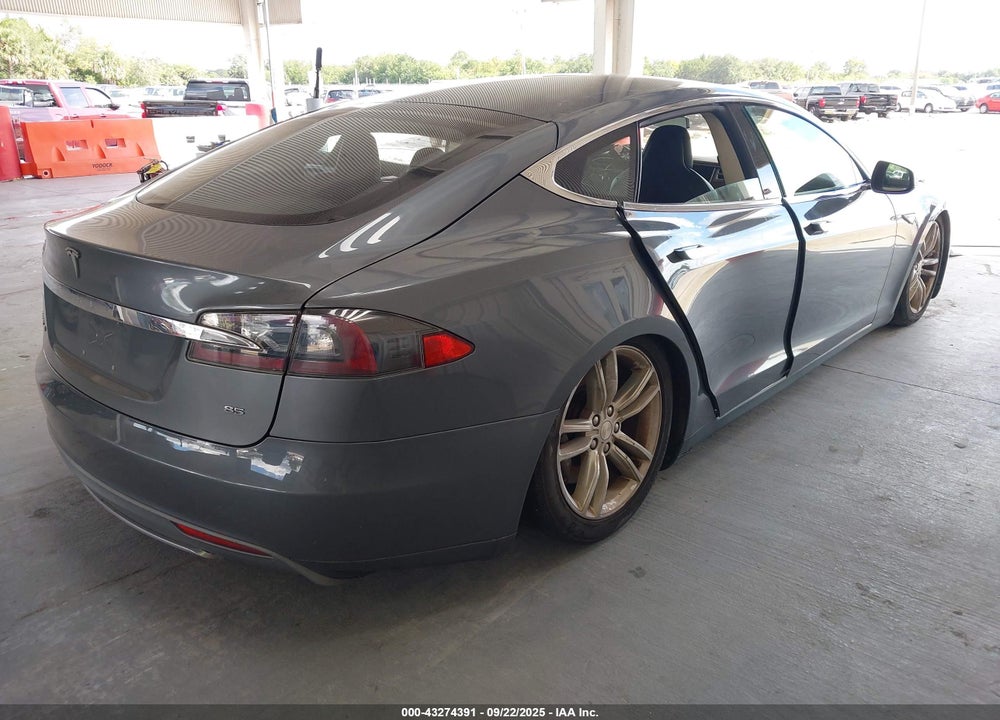 2013 TESLA MODEL S VIN: 5YJSA1DN5DFP13551