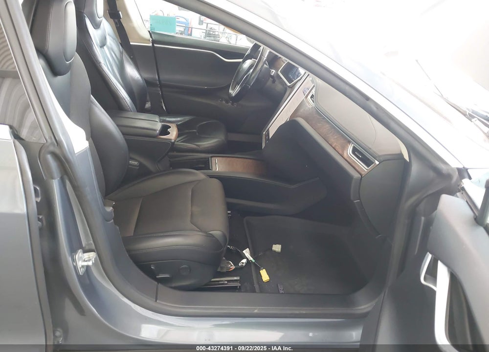 2013 TESLA MODEL S VIN: 5YJSA1DN5DFP13551