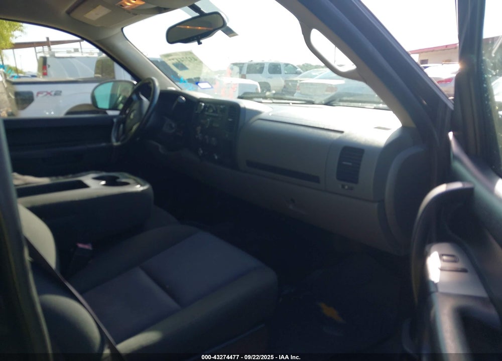 2011 CHEVROLET SILVERADO 1500 LS VIN: 1GCRCREA5BZ434062