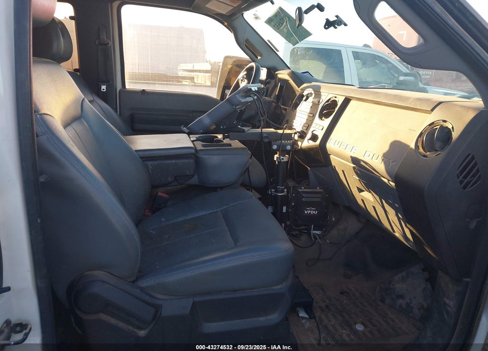 2014 FORD F-250 VIN: 1FD7X2B64EEB36824