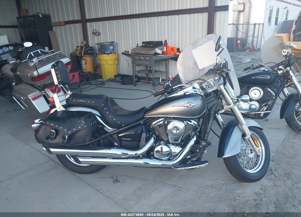 2025 KAWASAKI VN900 D VIN: JKAVN2D15SA074365