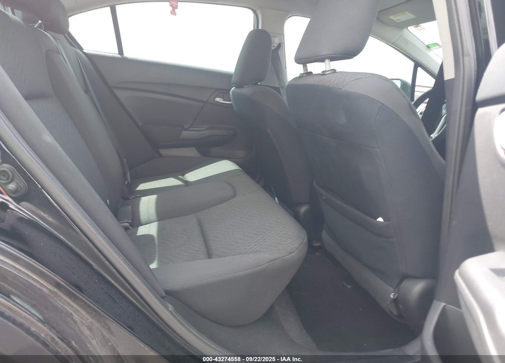 2015 HONDA CIVIC VIN: 19XFB2F5XFE014071