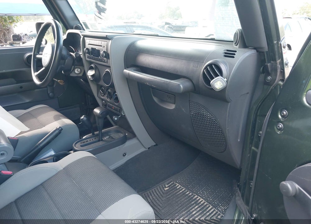 2007 JEEP WRANGLER X VIN: 1J4FA24147L230231