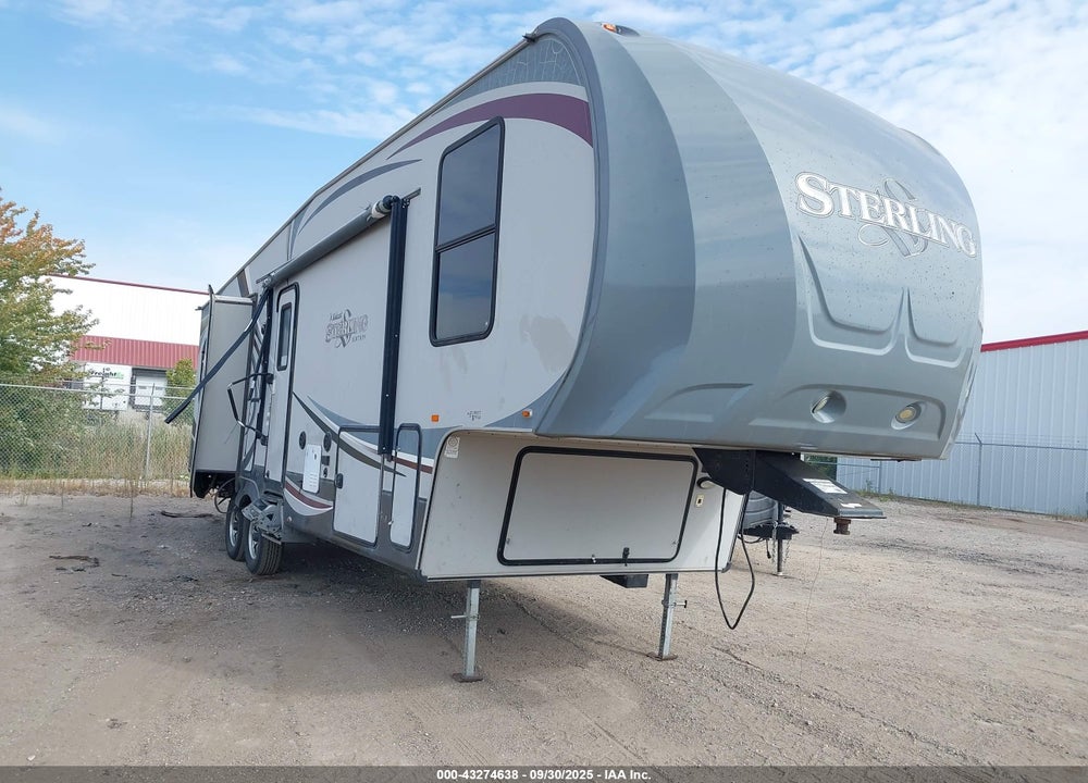 2012 WILDCAT STERLING WCF29MK 5TH WHEELTRAVEL TRAILER VIN: 4X4FWCE2XCV025946