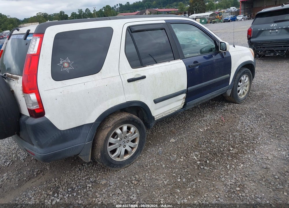 2005 HONDA CR-V EX VIN: SHSRD78805U315736
