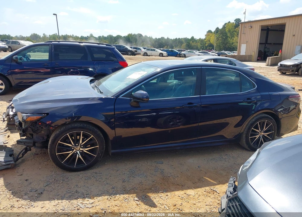 2021 TOYOTA CAMRY VIN: 4T1G11AK0MU596853