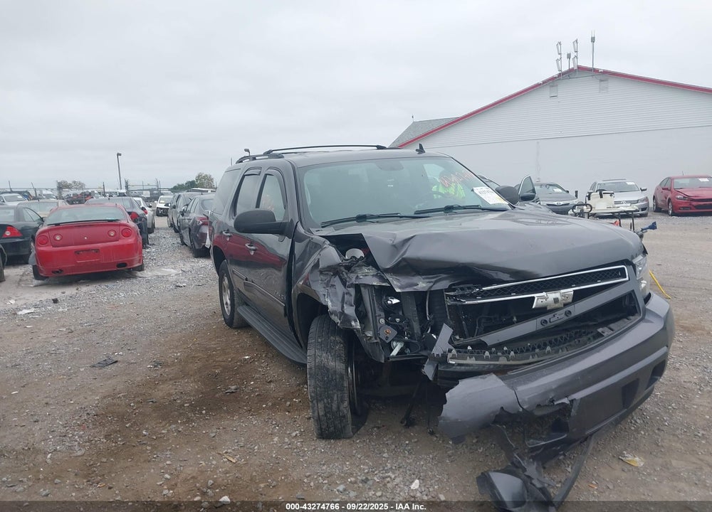 2011 CHEVROLET TAHOE VIN: 1GNSKAE02BR194988