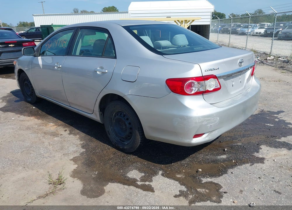 2011 TOYOTA COROLLA LE VIN: 2T1BU4EE9BC586442