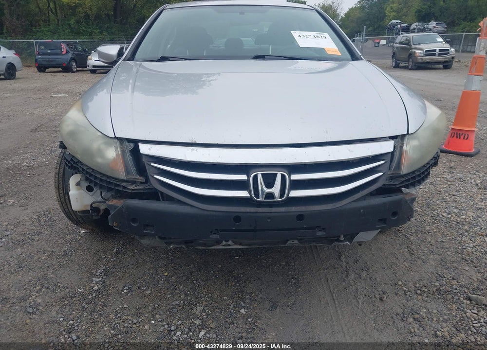 2011 HONDA ACCORD VIN: 1HGCP2F35BA058108