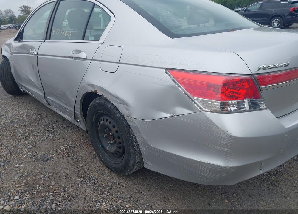 2011 HONDA ACCORD VIN: 1HGCP2F35BA058108