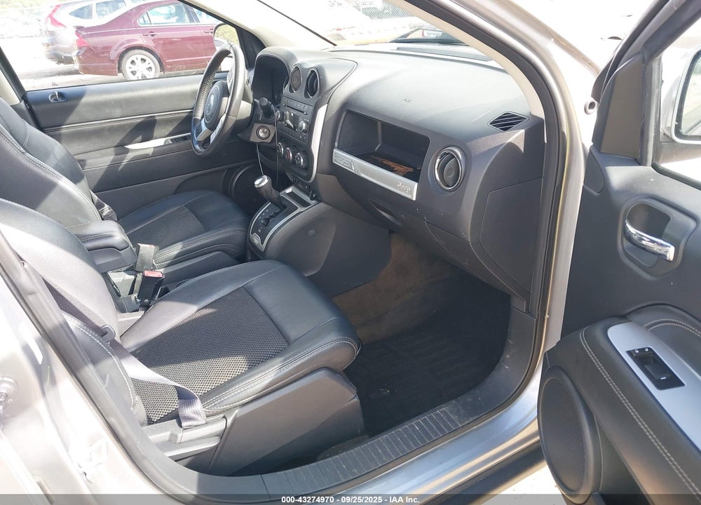 2017 JEEP COMPASS VIN: 1C4NJDEB7HD106700