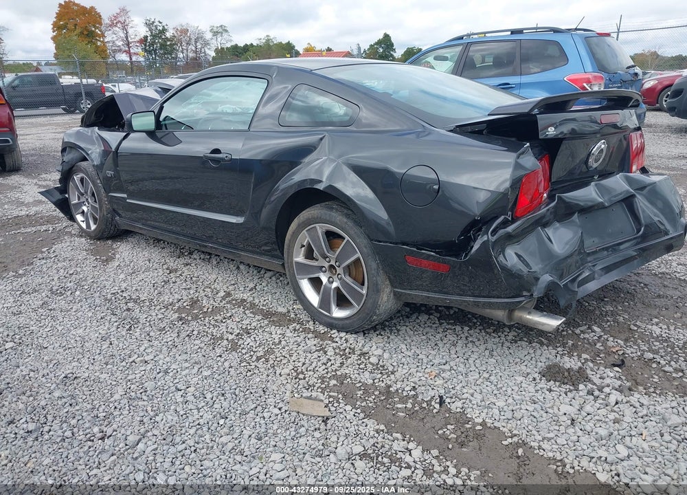 2008 FORD MUSTANG VIN: 1ZVHT82H685175733